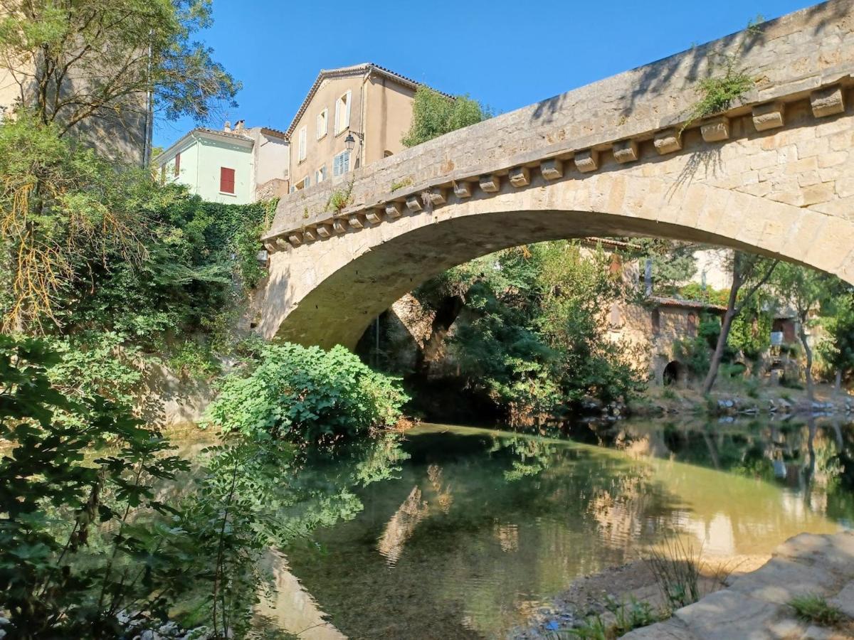 Une Chambre En Provence Correns Luaran gambar